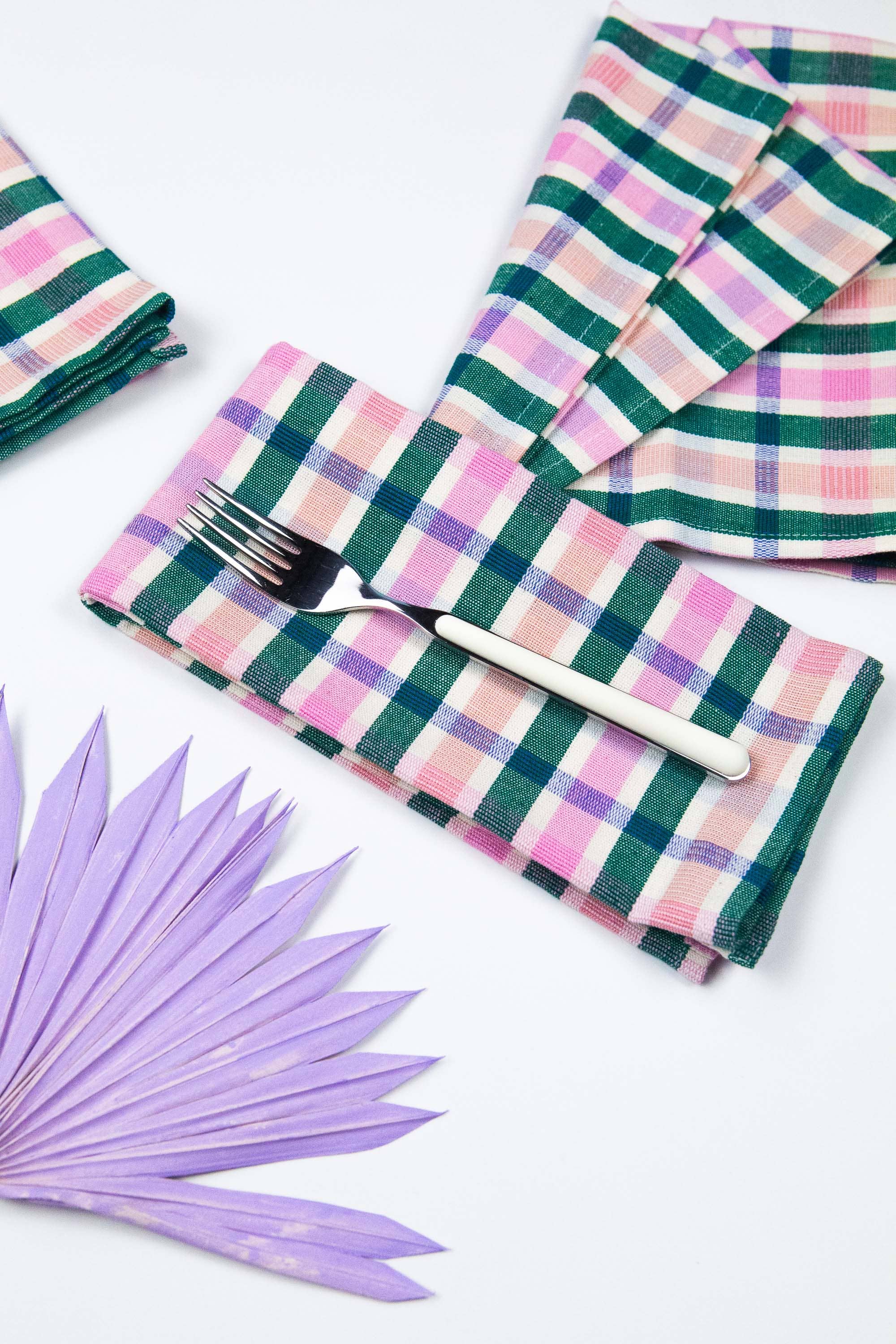 Lola Plaid Dinner Napkin