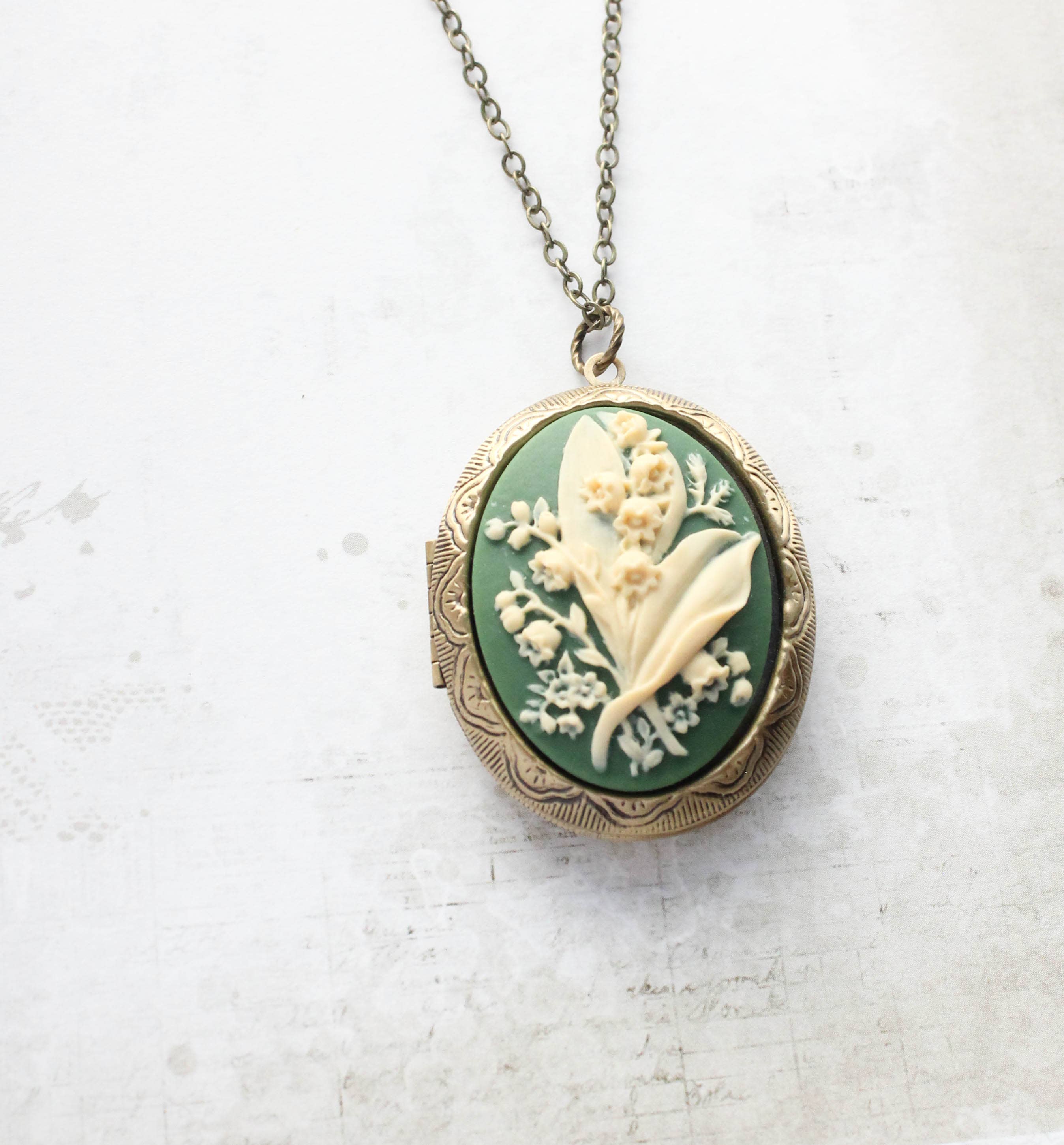 Lily of the Valley Locket - Green