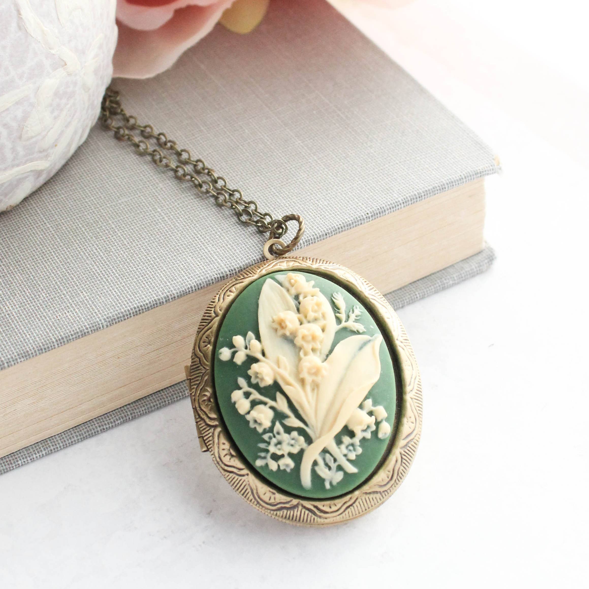 Lily of the Valley Locket - Green