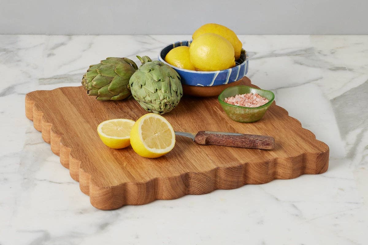 Square Scalloped Cutting Board