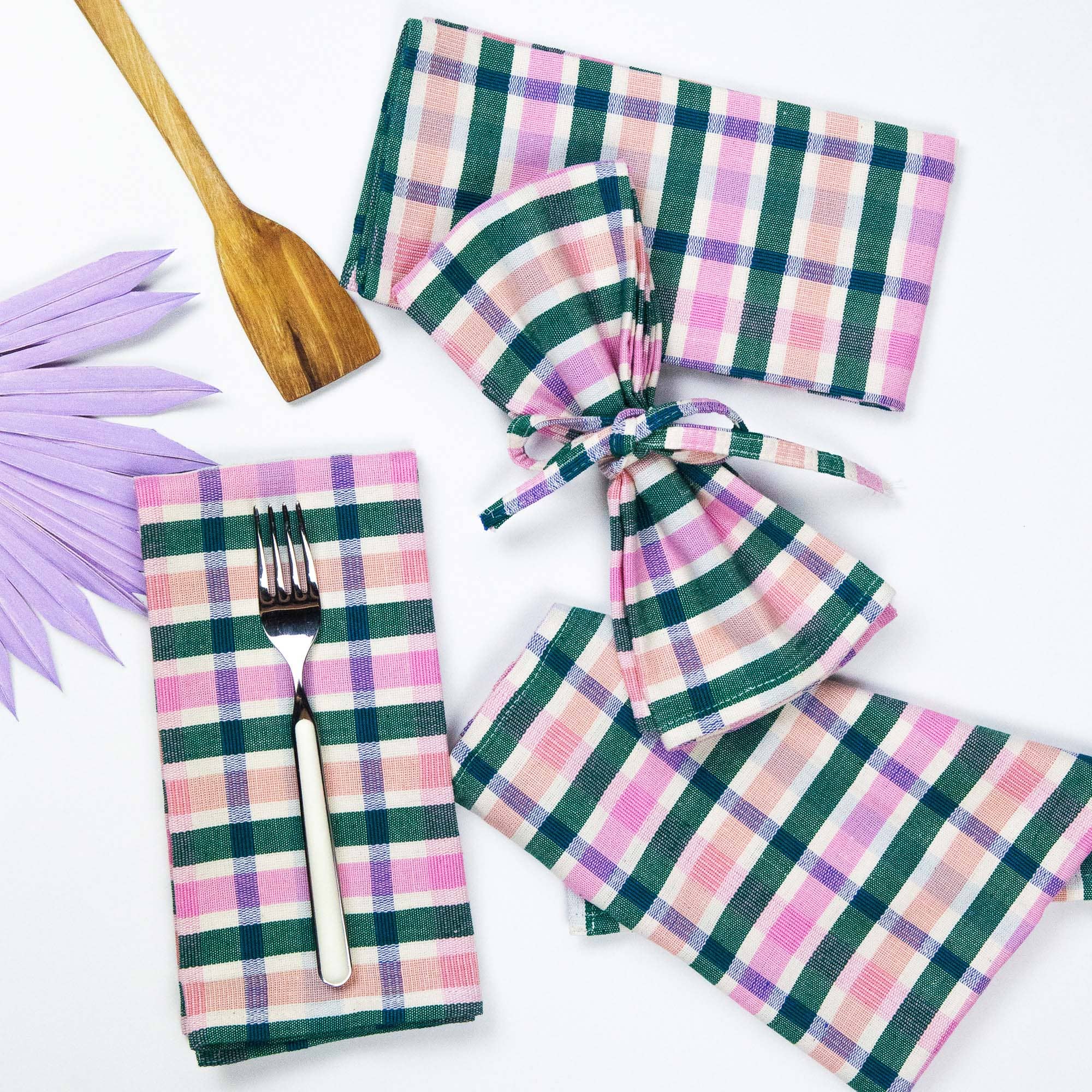 Lola Plaid Dinner Napkin