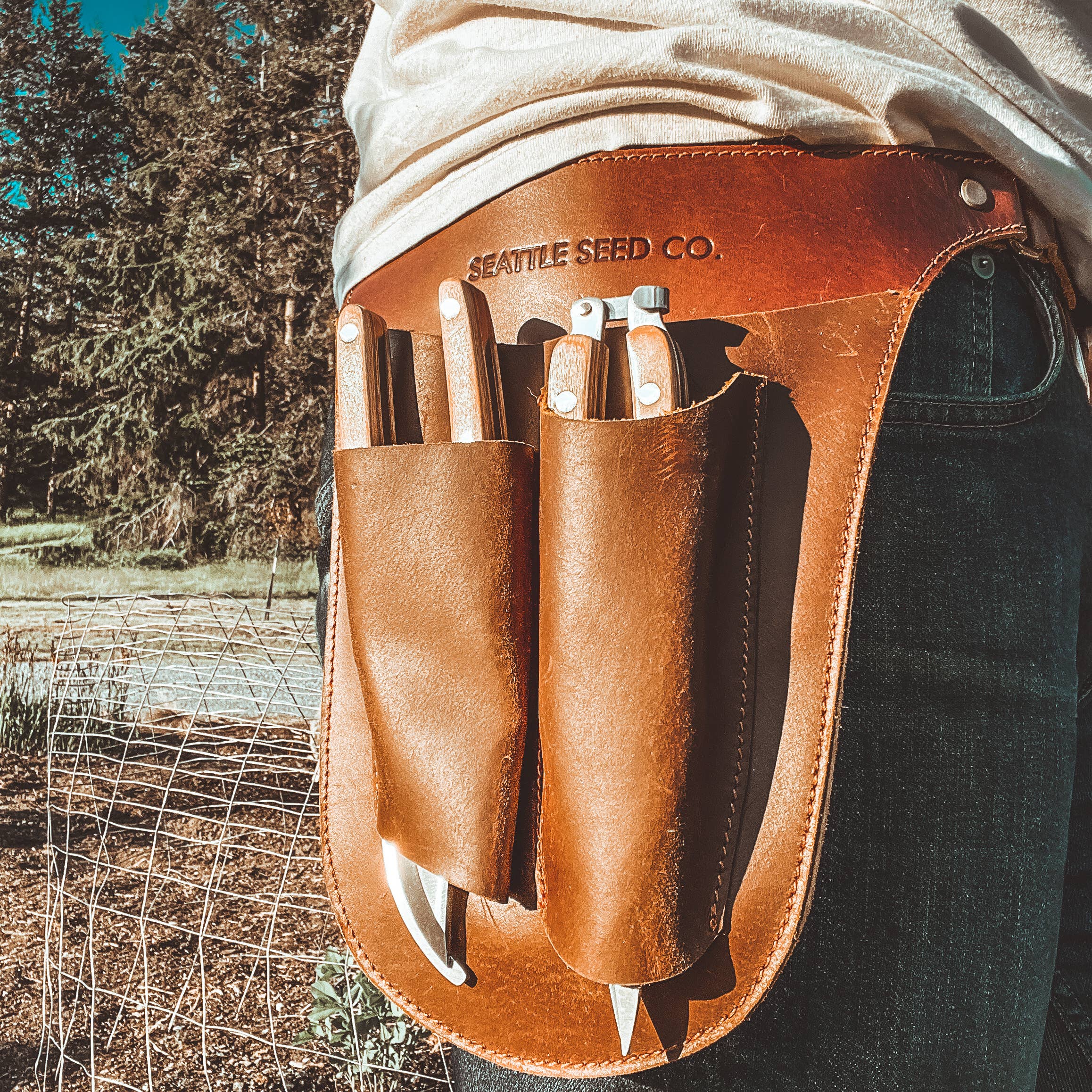 Harvest Essentials Slim Genuine Leather Gardener's Tool Belt